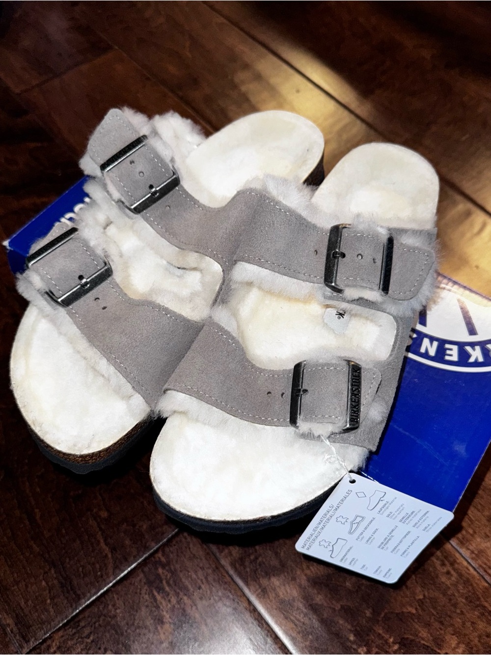 New Birkenstock Shearling Arizona Sandal Double Buckle in Gray Size Size 39